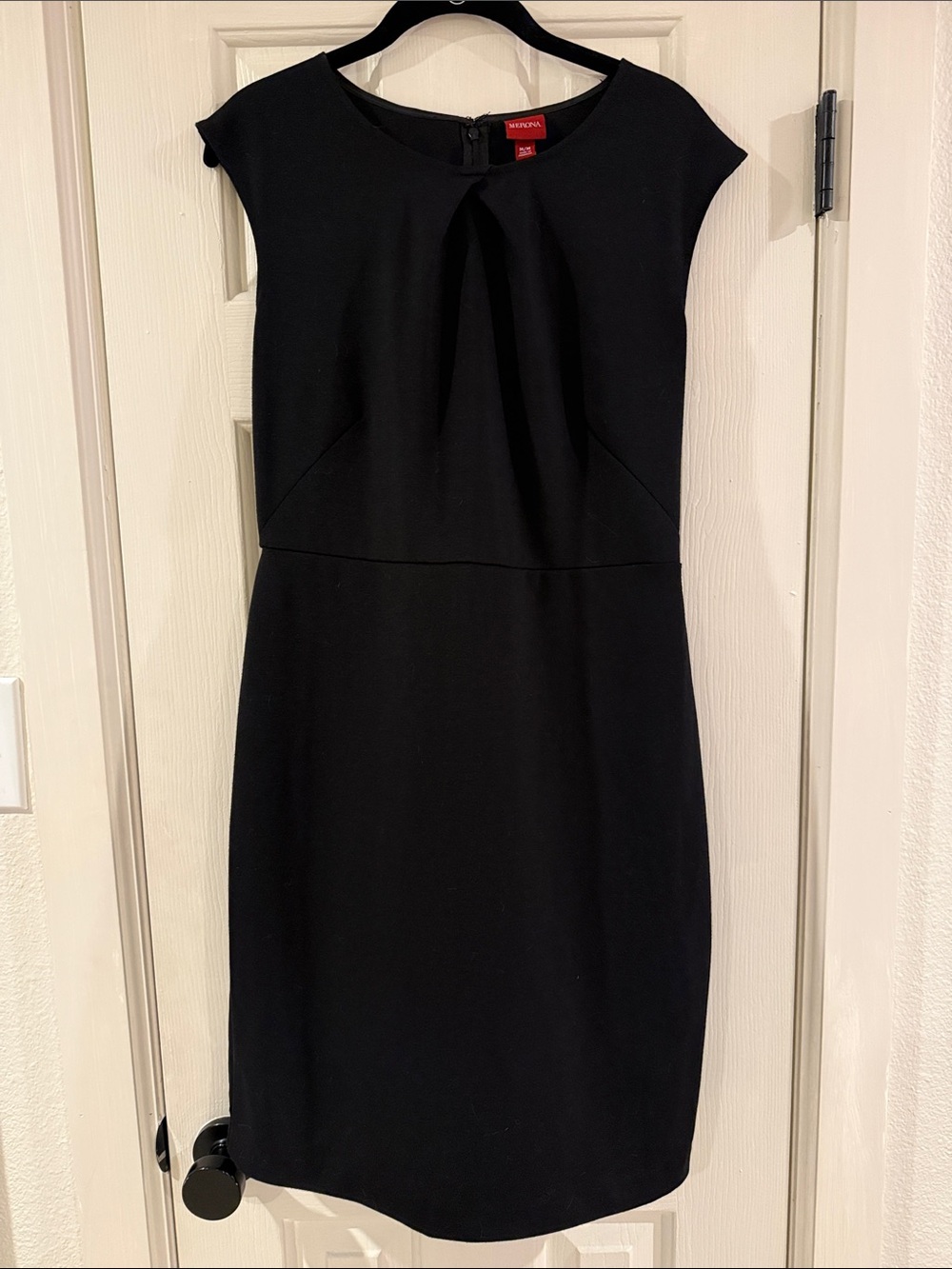 Merona Black Cap-Sleeve Midi Sheath Dress Size Medium